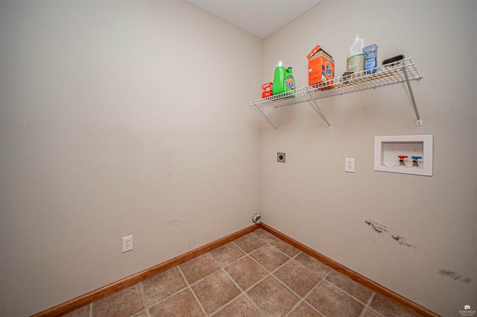 1929 Katie Rose Trail, Junction City, KS 66441