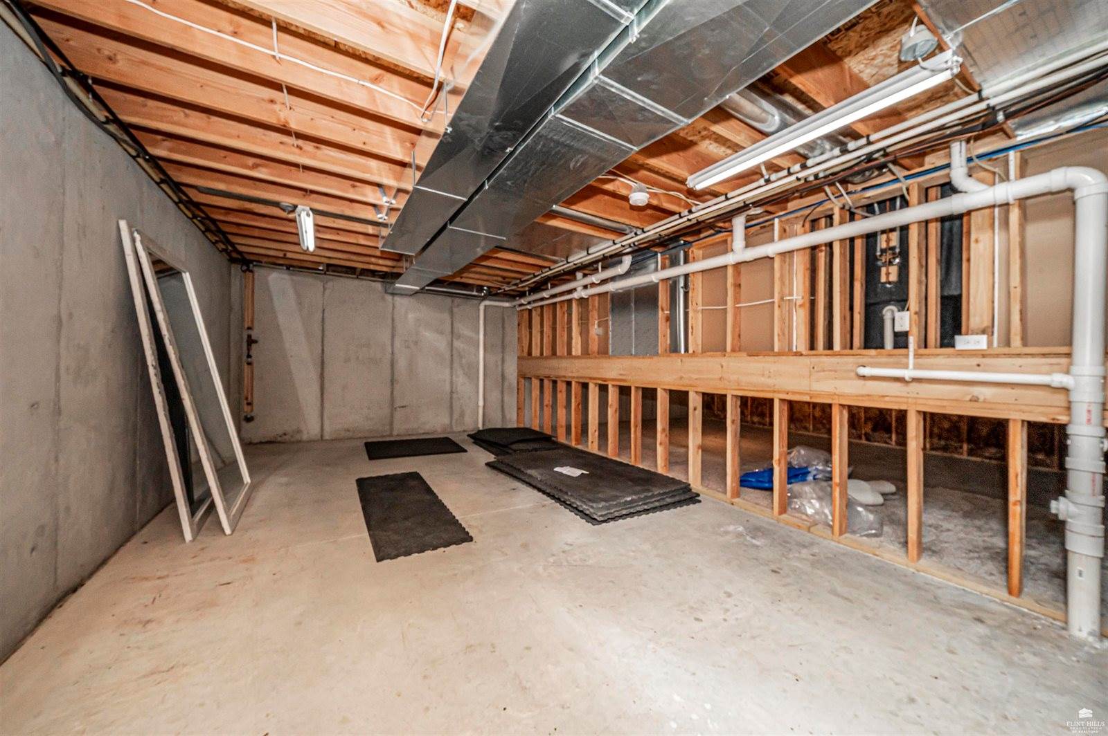 1929 Katie Rose Trail, Junction City, KS 66441