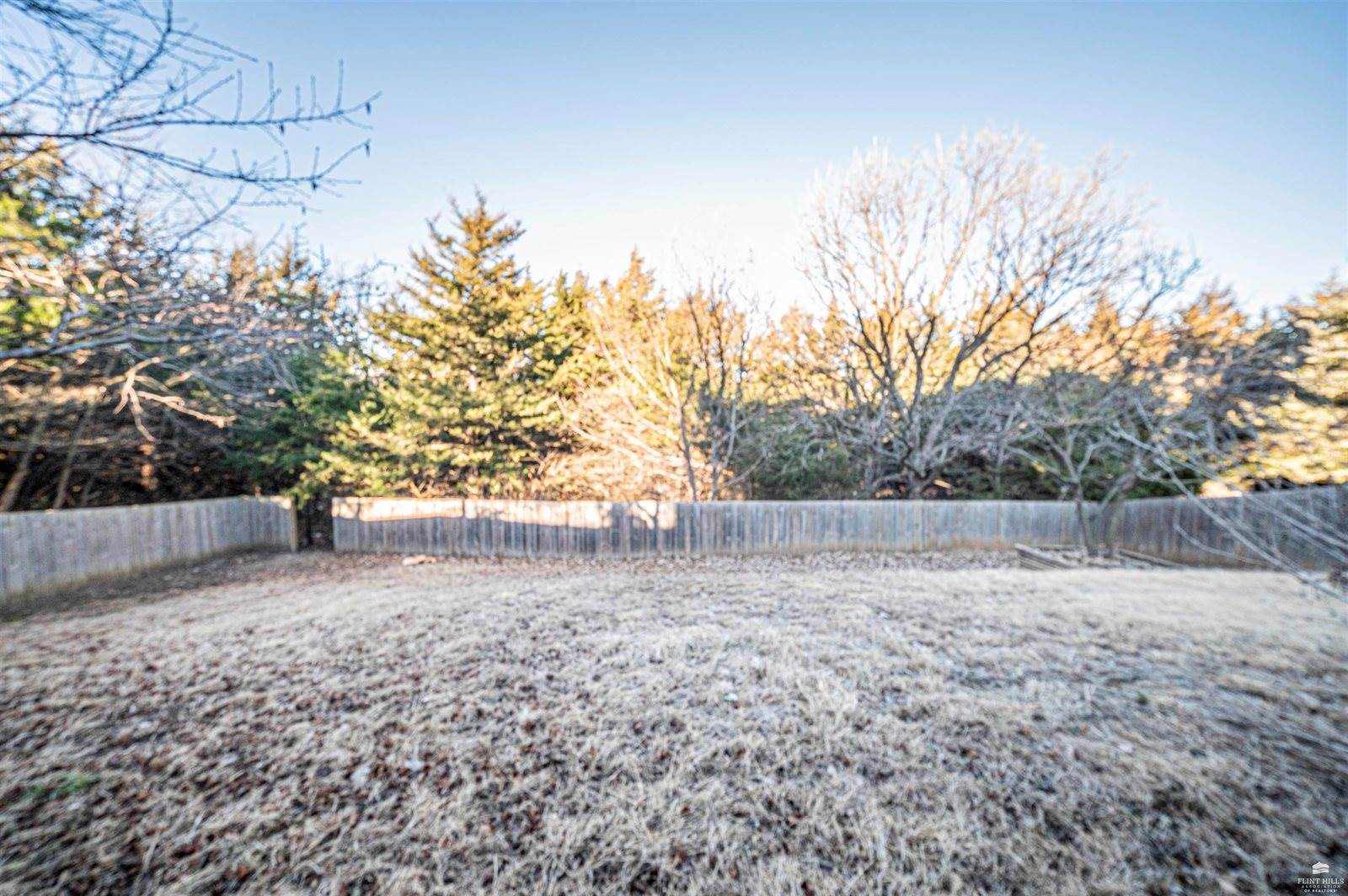 1929 Katie Rose Trail, Junction City, KS 66441