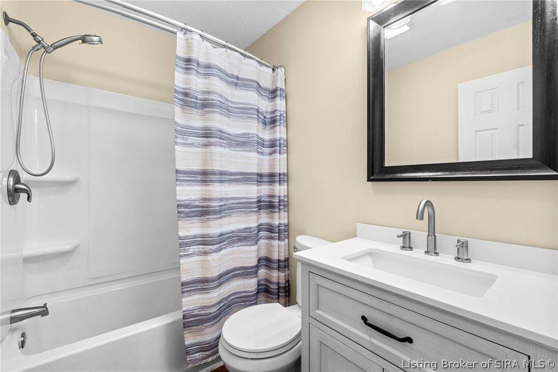 1820 Meridian Street, Madison, IN 47250