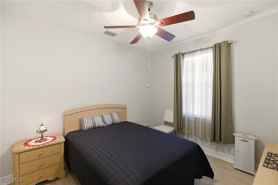 7866 Bucks Run Drive, Naples, FL 34120