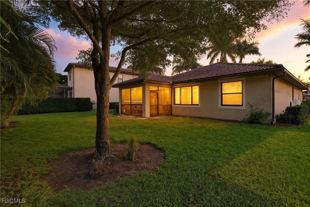 7866 Bucks Run Drive, Naples, FL 34120