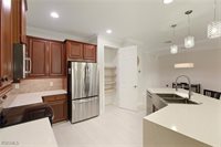 7866 Bucks Run Drive, Naples, FL 34120