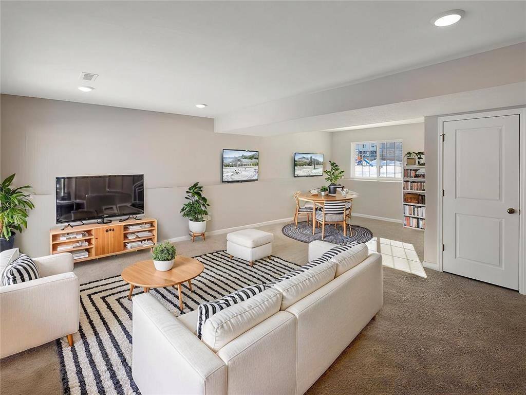 6711 Granby Street, North Branch, MN 55056