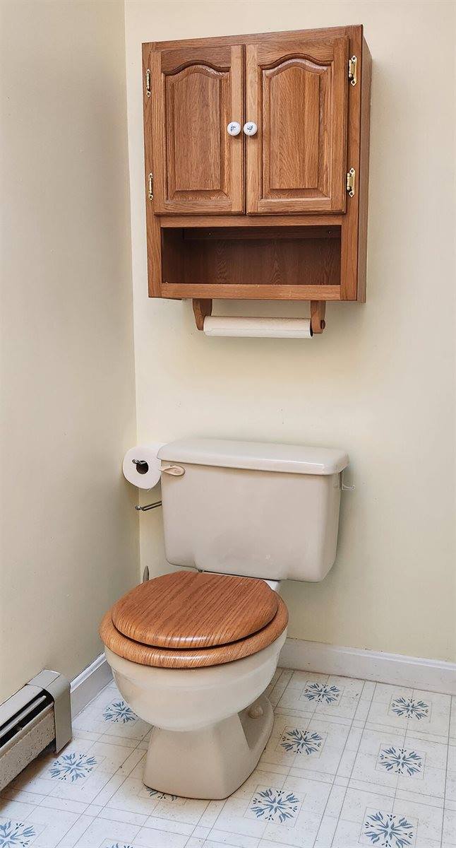 566 Deerfield Drive, Hermon, ME 04401