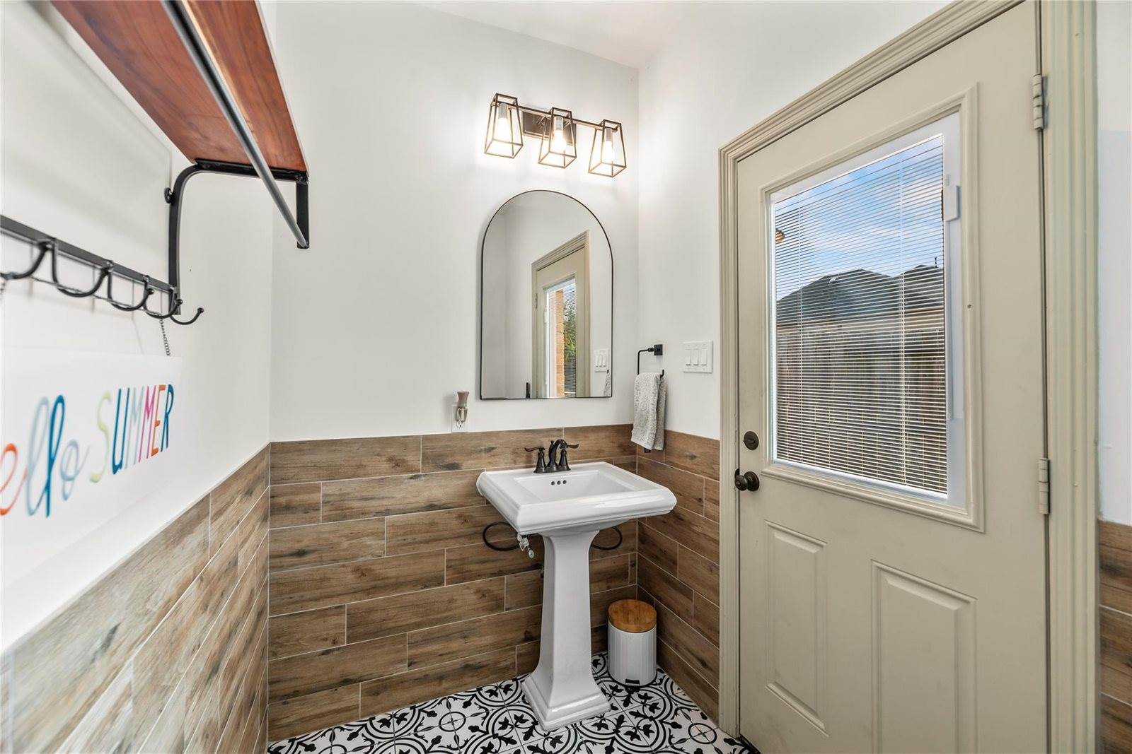 10815 Slumbering Falls Lane, Cypress, TX 77433