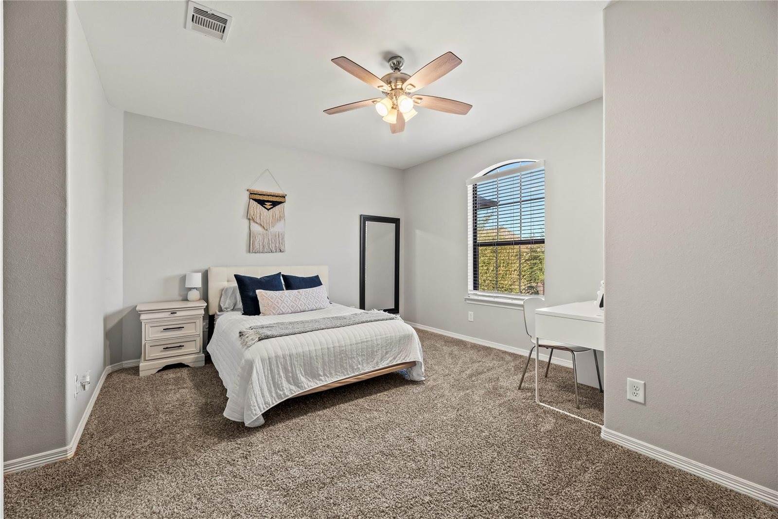 10815 Slumbering Falls Lane, Cypress, TX 77433