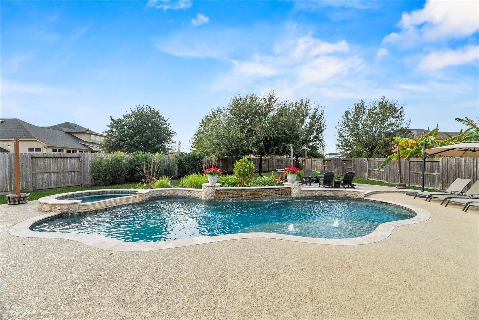 10815 Slumbering Falls Lane, Cypress, TX 77433