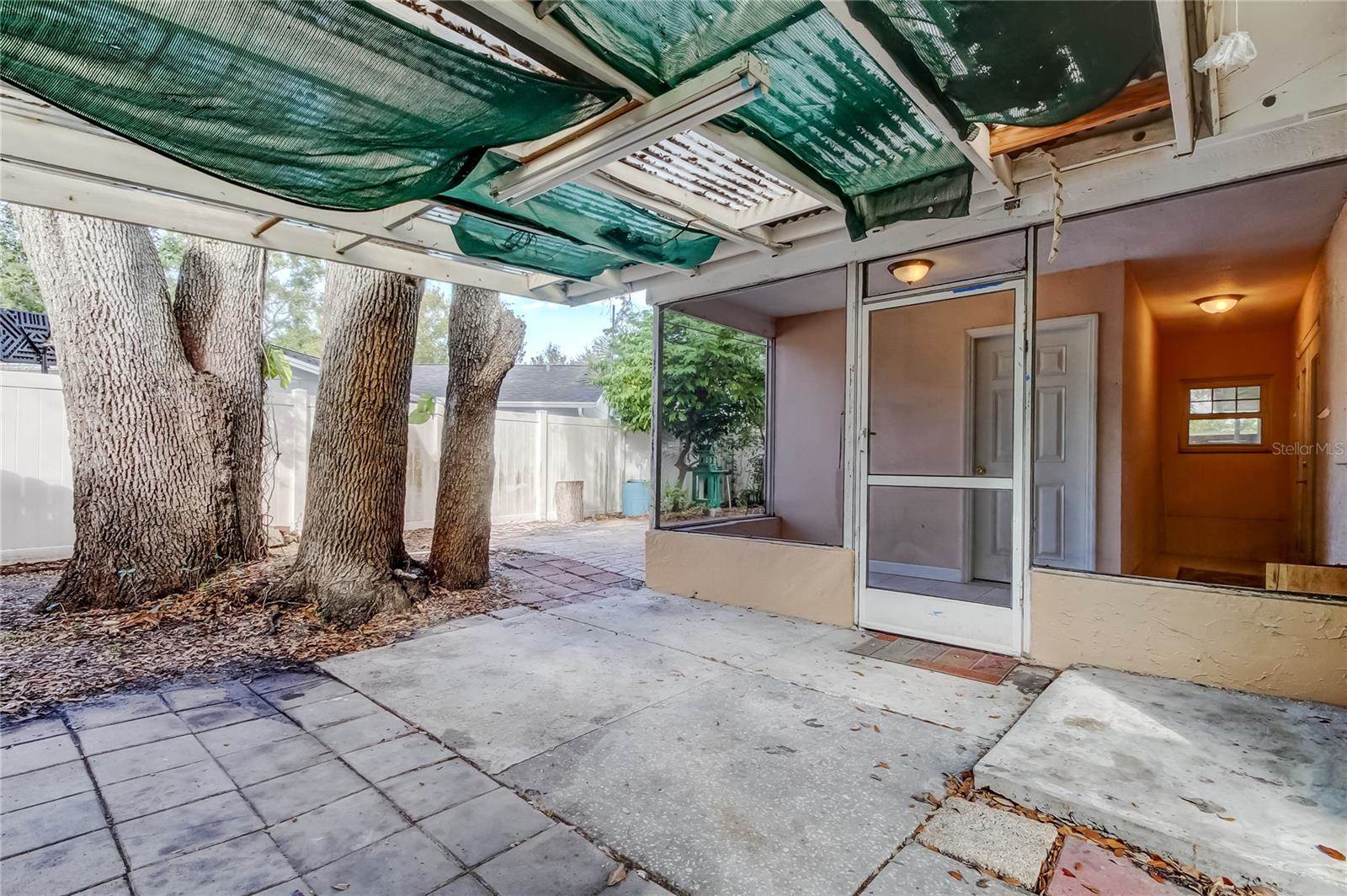 5760 71ST Street North, Saint Petersburg, FL 33709