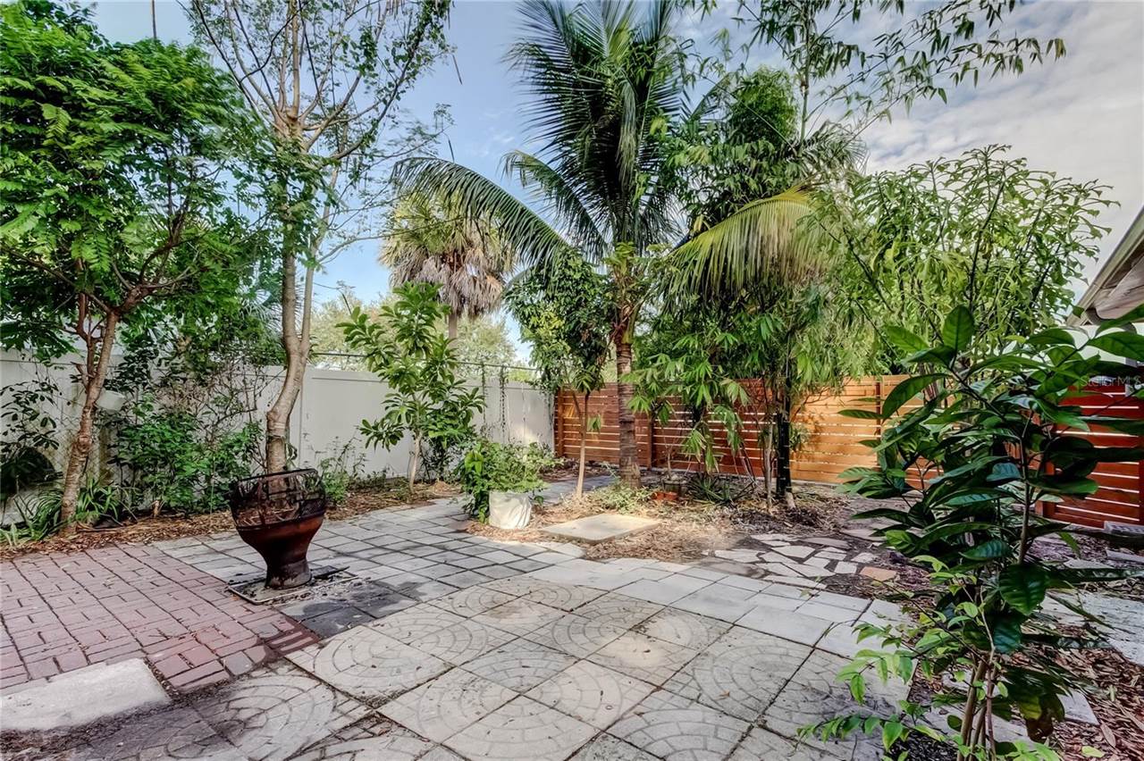 5760 71ST Street North, Saint Petersburg, FL 33709