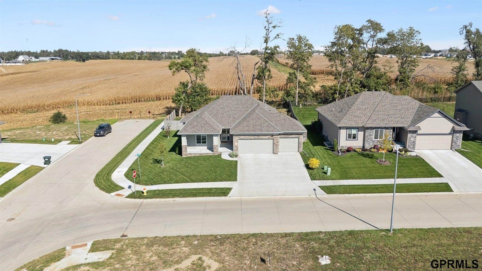 17676 Potter Street, Bennington, NE 68007
