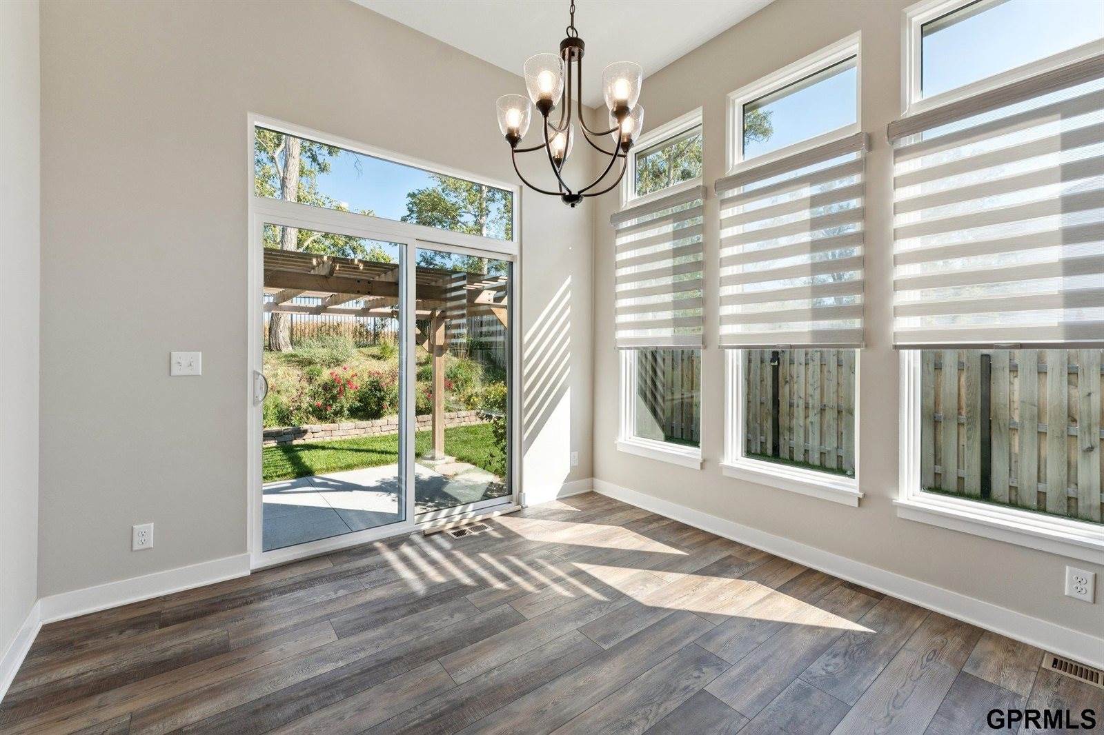 17676 Potter Street, Bennington, NE 68007