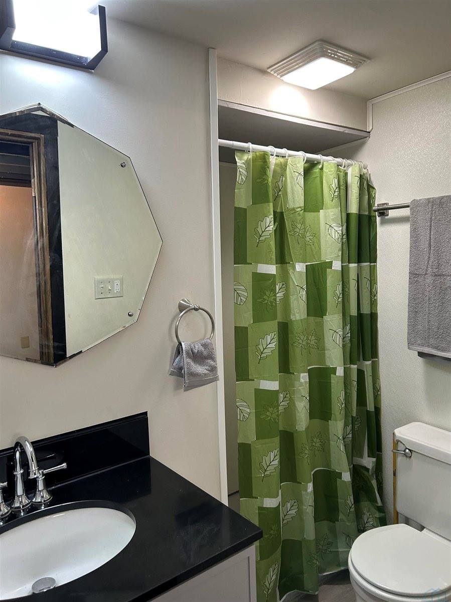 1309 29th St., Sioux City, IA 51104