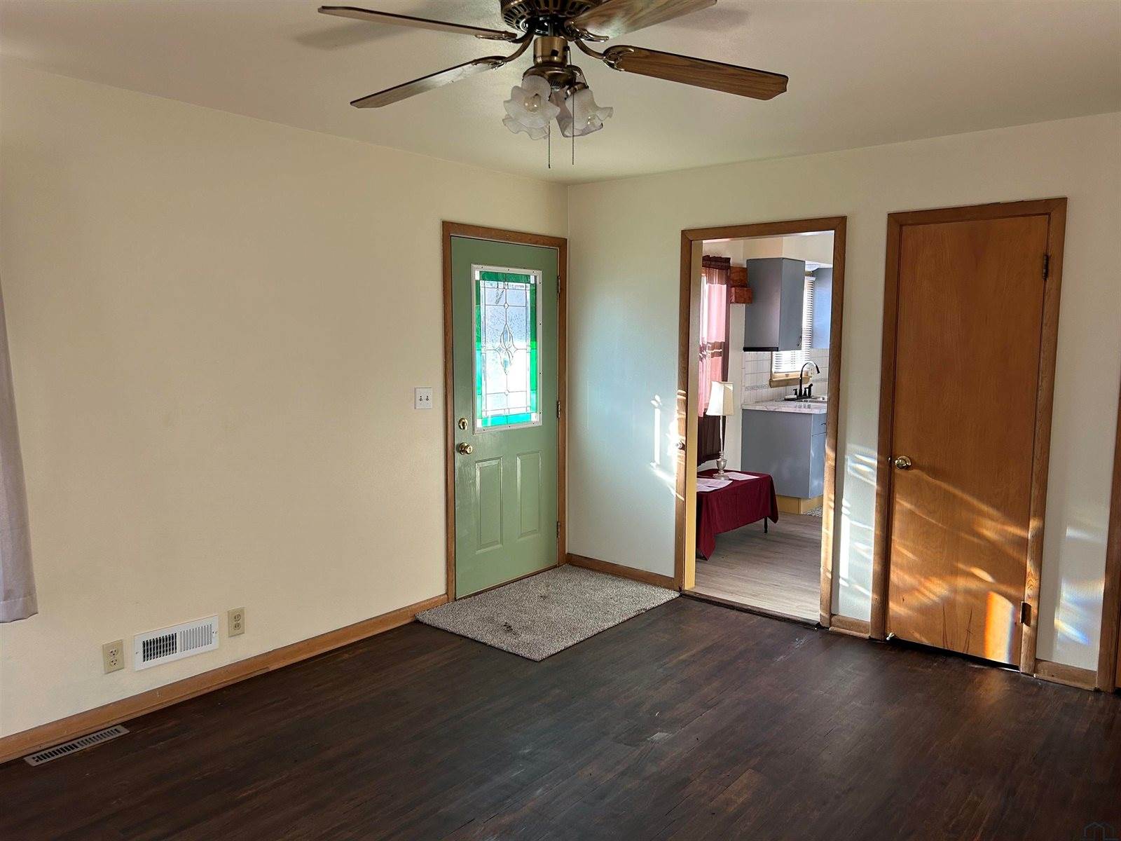 1309 29th St., Sioux City, IA 51104