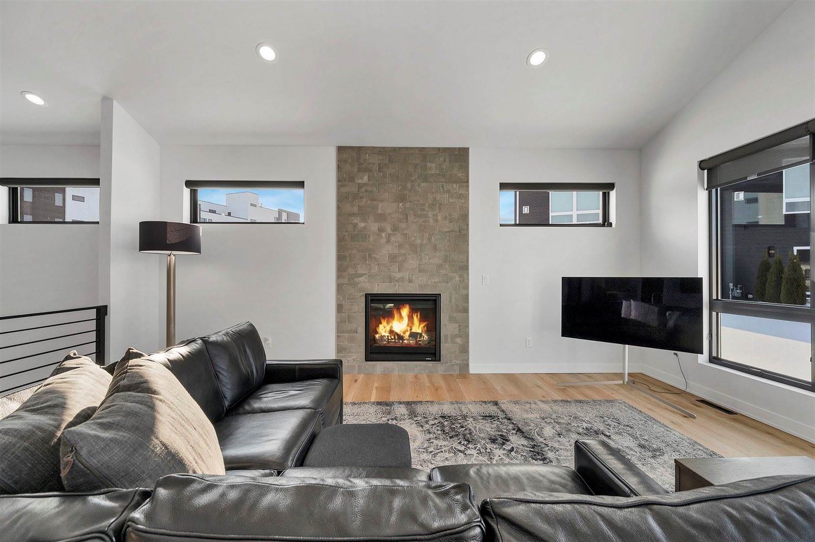 396 Aldon Circle, Green Bay, WI 54304