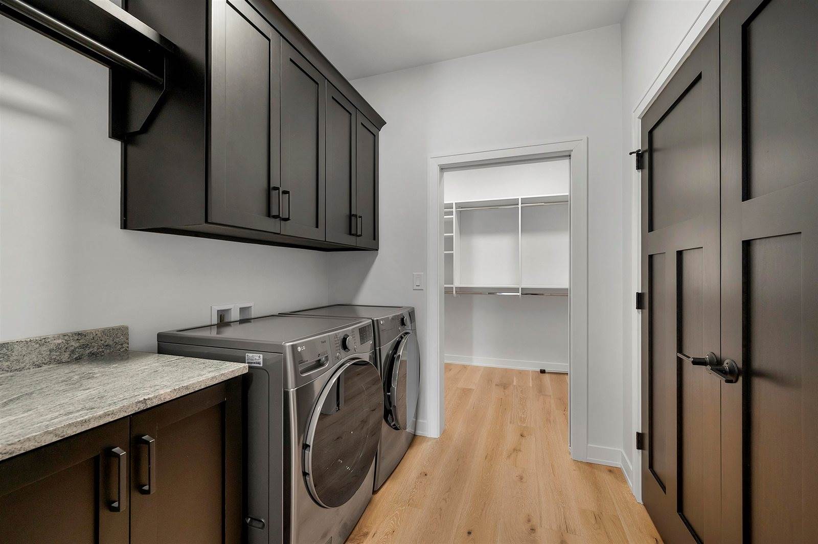 396 Aldon Circle, Green Bay, WI 54304