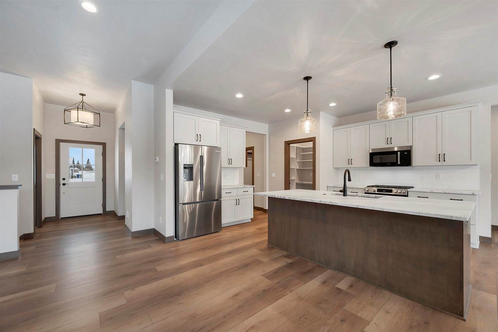 2580 North Stellita Circle, De Pere, WI 54115