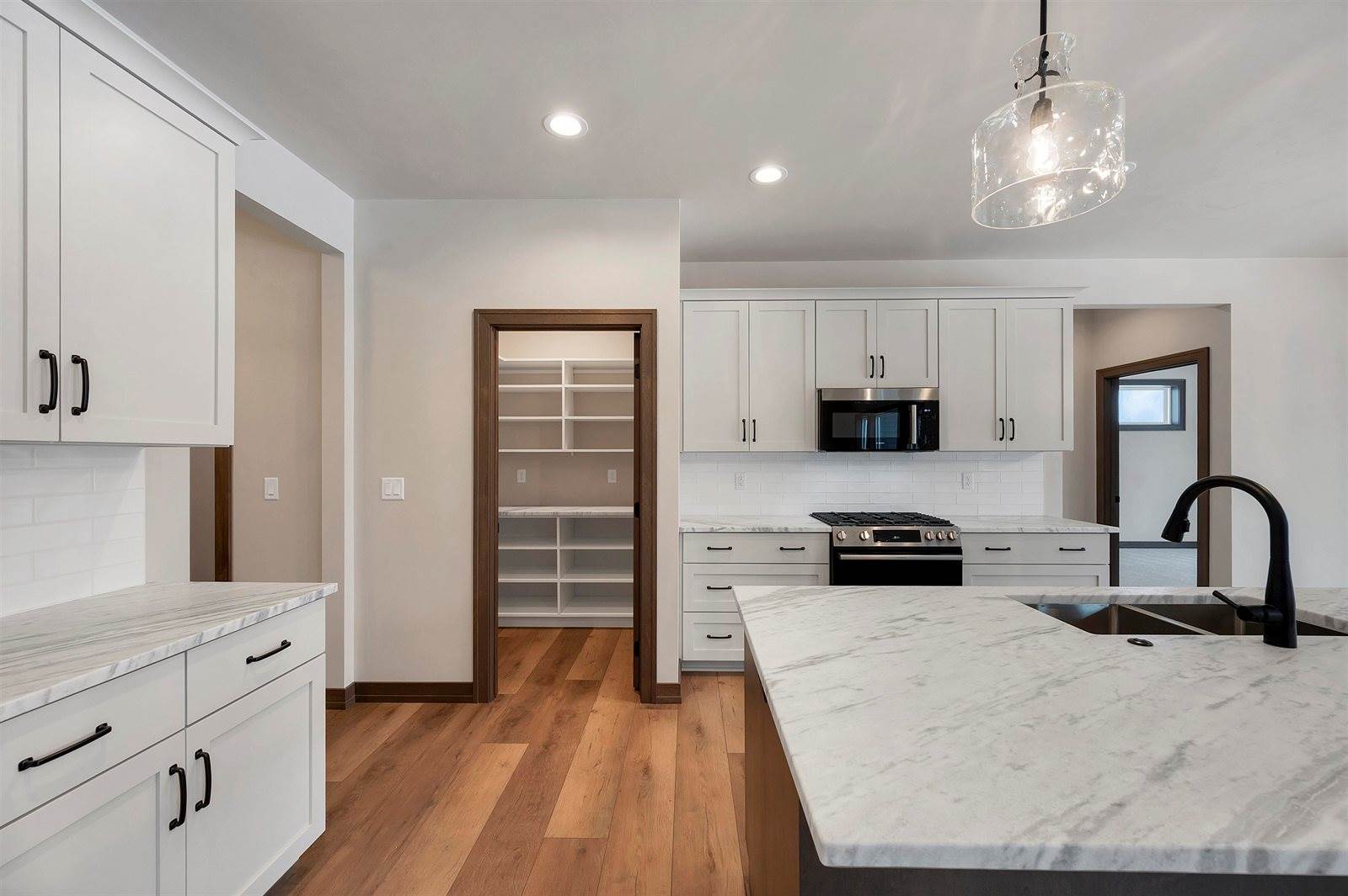 2580 North Stellita Circle, De Pere, WI 54115