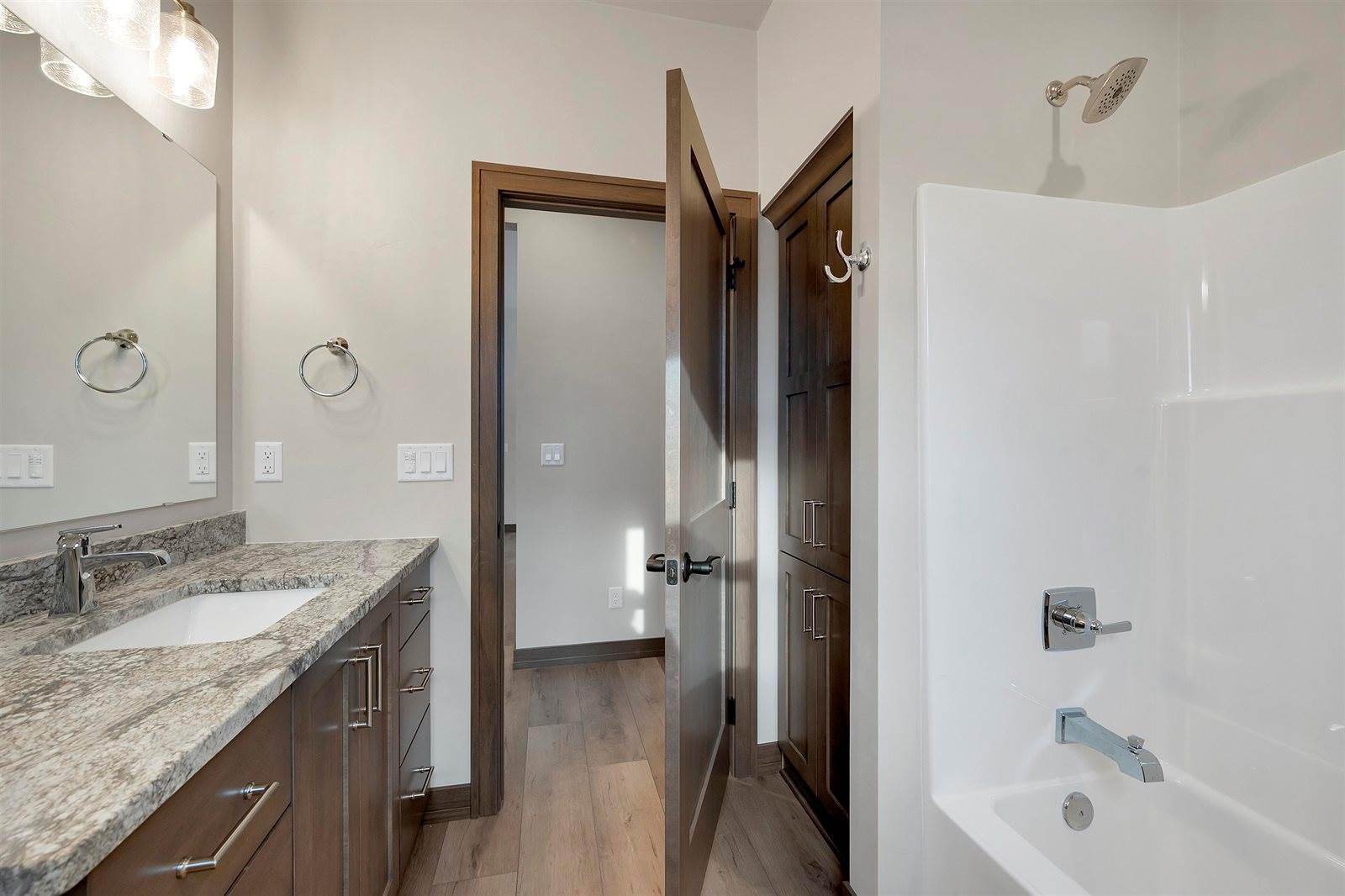 2580 North Stellita Circle, De Pere, WI 54115