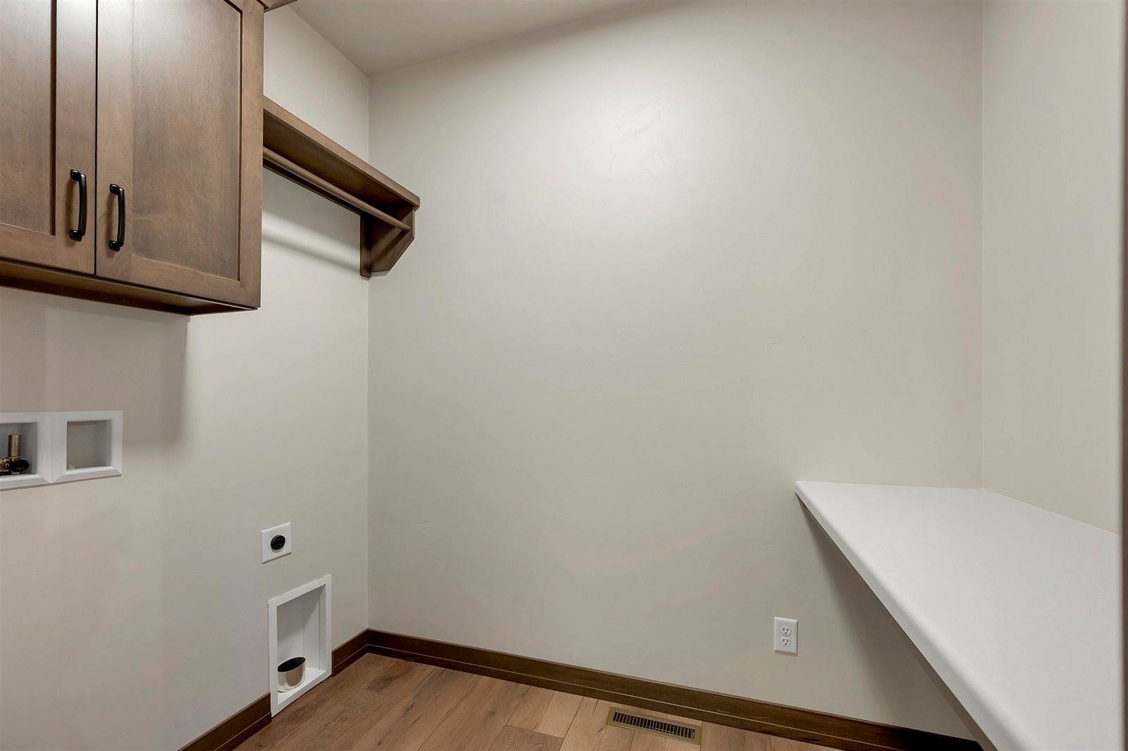 2580 North Stellita Circle, De Pere, WI 54115