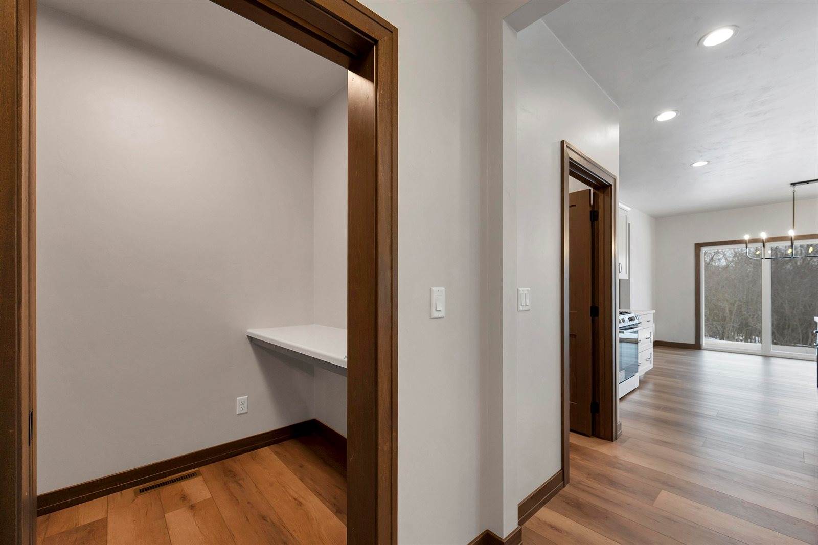 2580 North Stellita Circle, De Pere, WI 54115