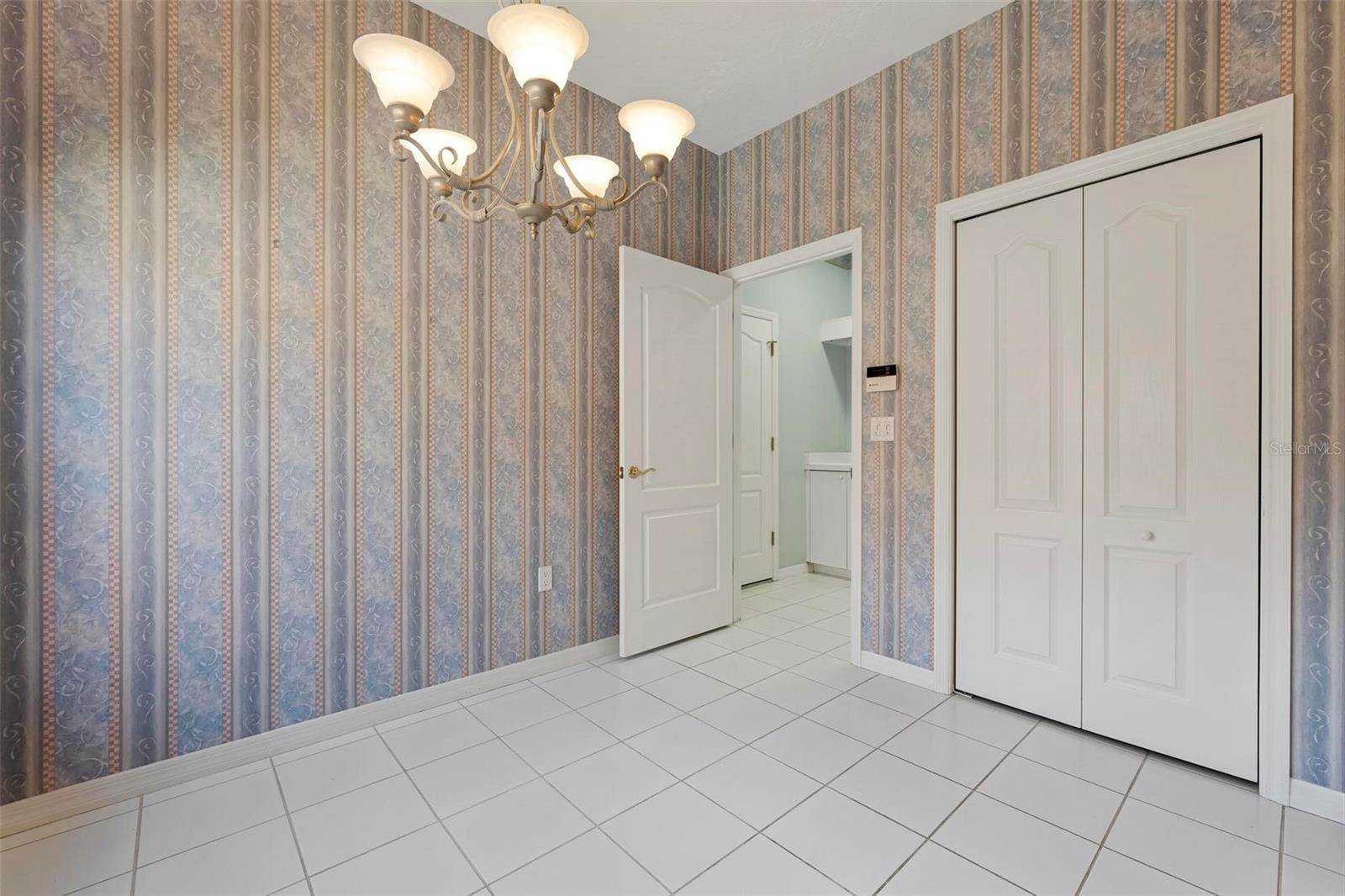 3773 Amapola Lane, Sarasota, FL 34238