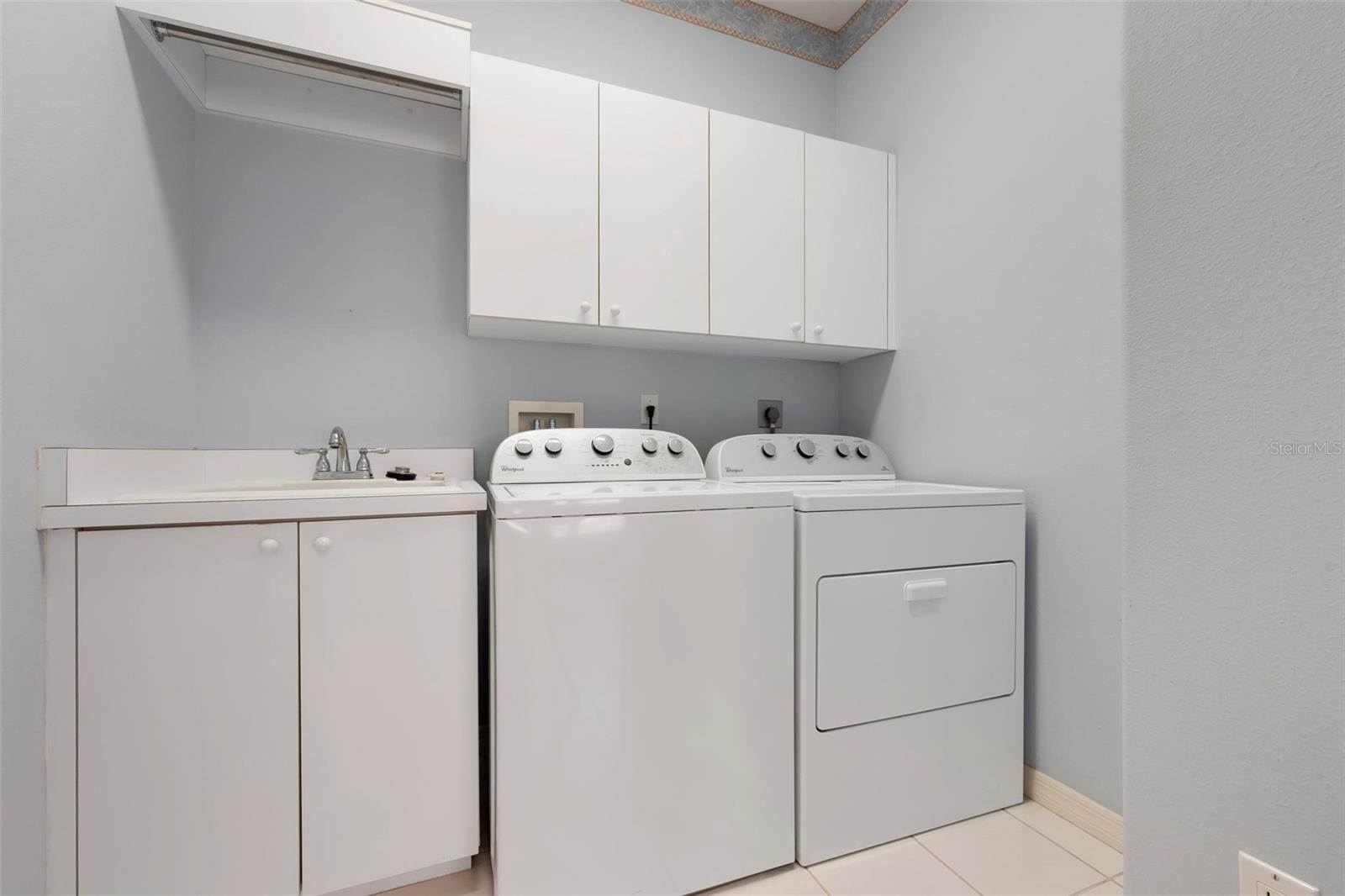 3773 Amapola Lane, Sarasota, FL 34238