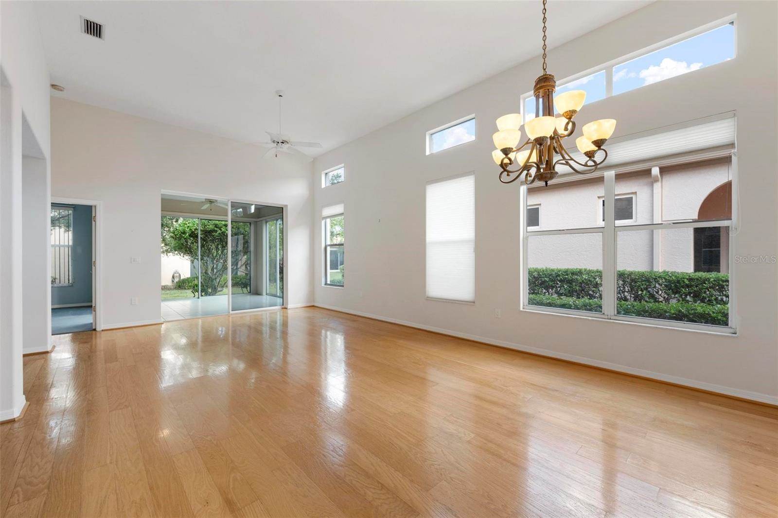 3773 Amapola Lane, Sarasota, FL 34238