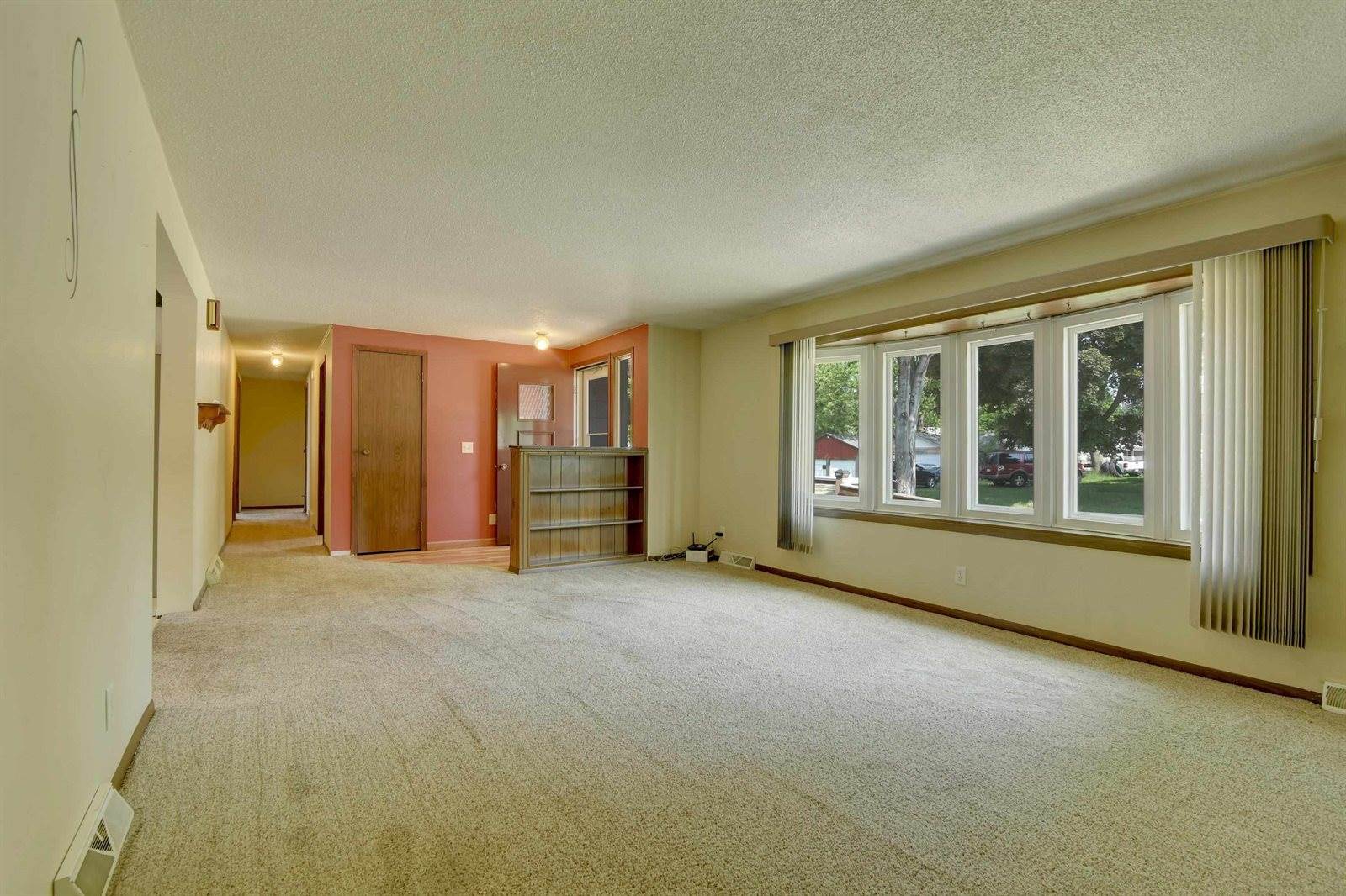 907 A, Armstrong, IA 50514