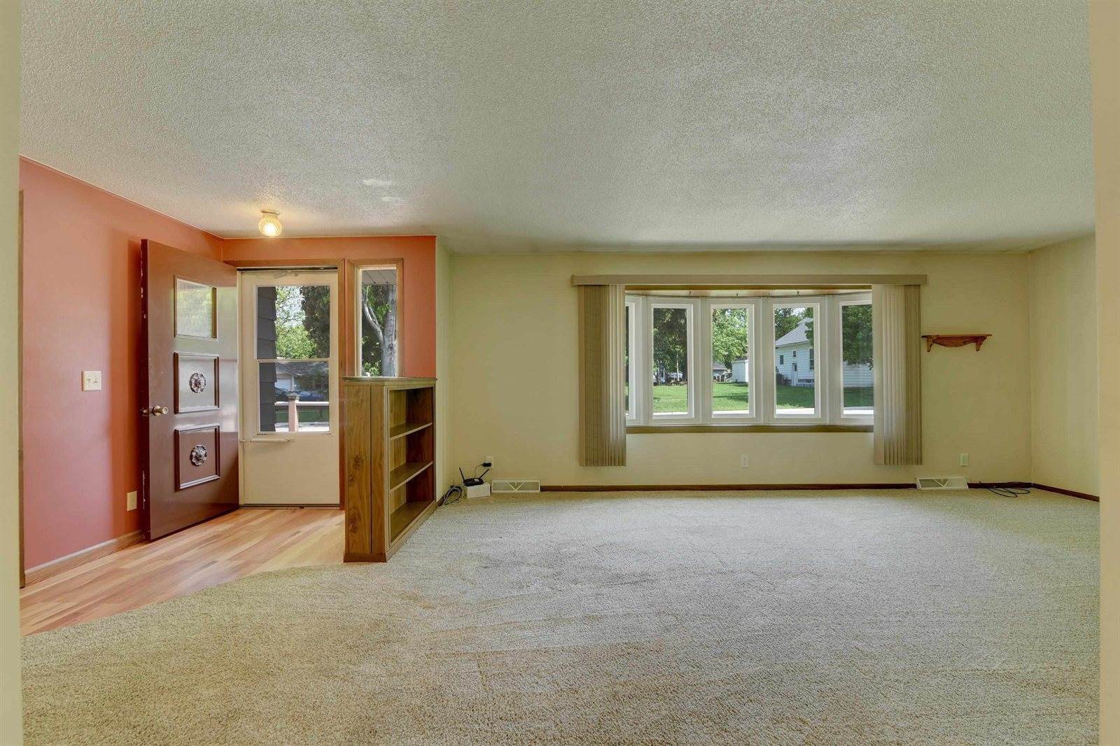 907 A, Armstrong, IA 50514