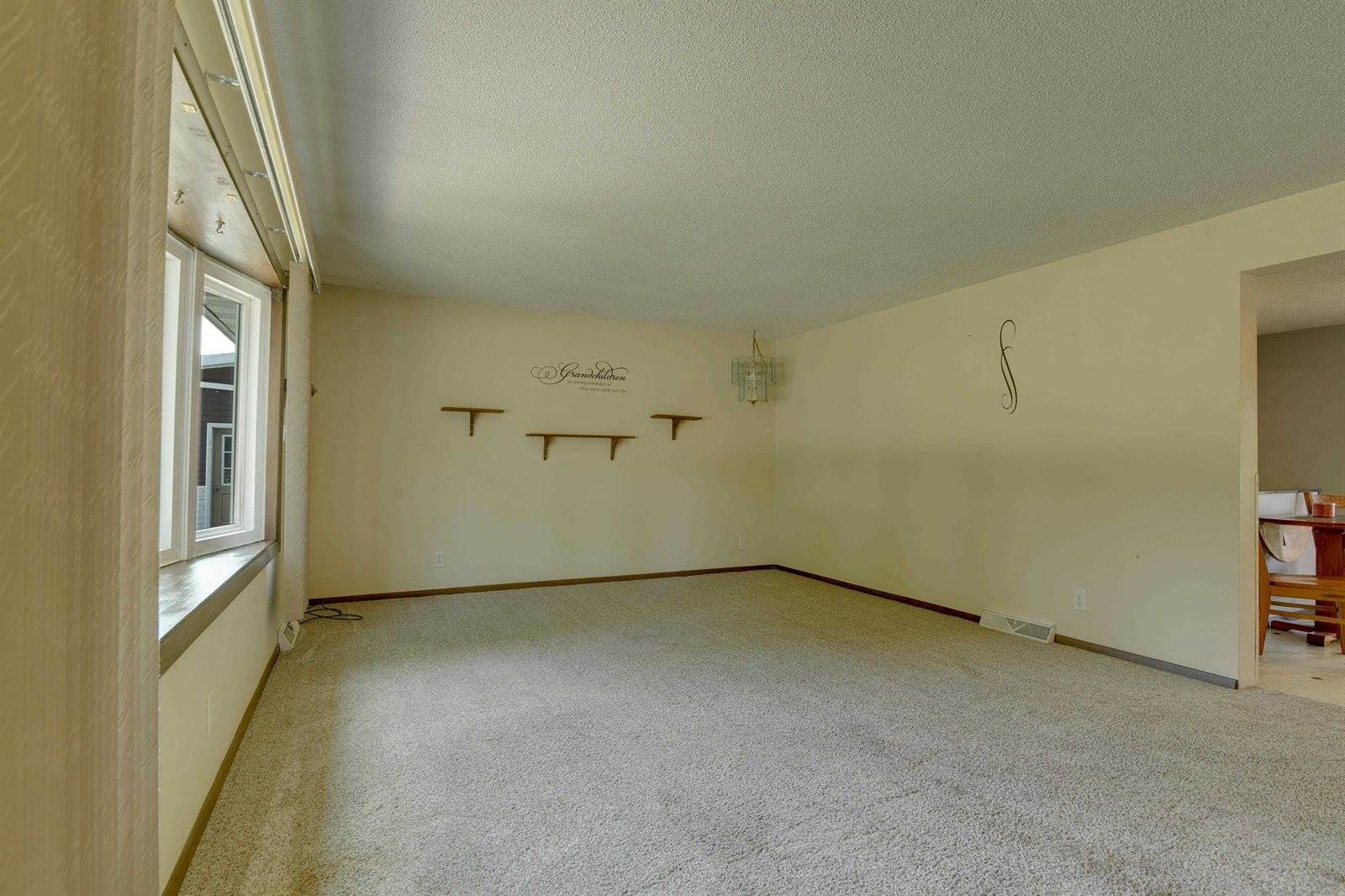 907 A, Armstrong, IA 50514