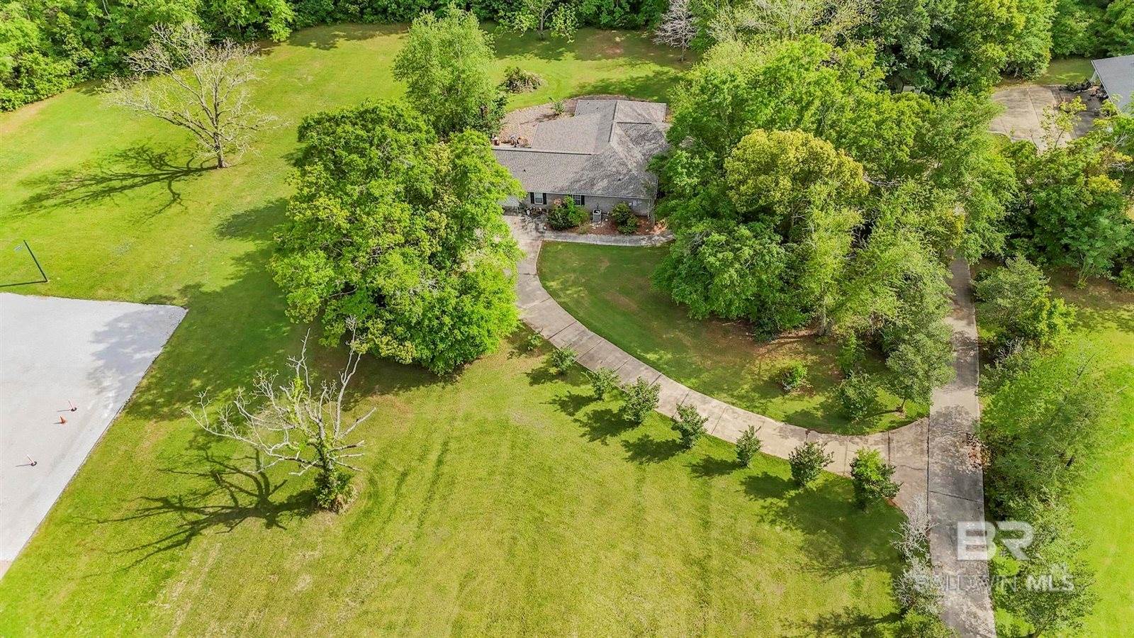 8356 GAYFER RD Extension, Fairhope, AL 36532