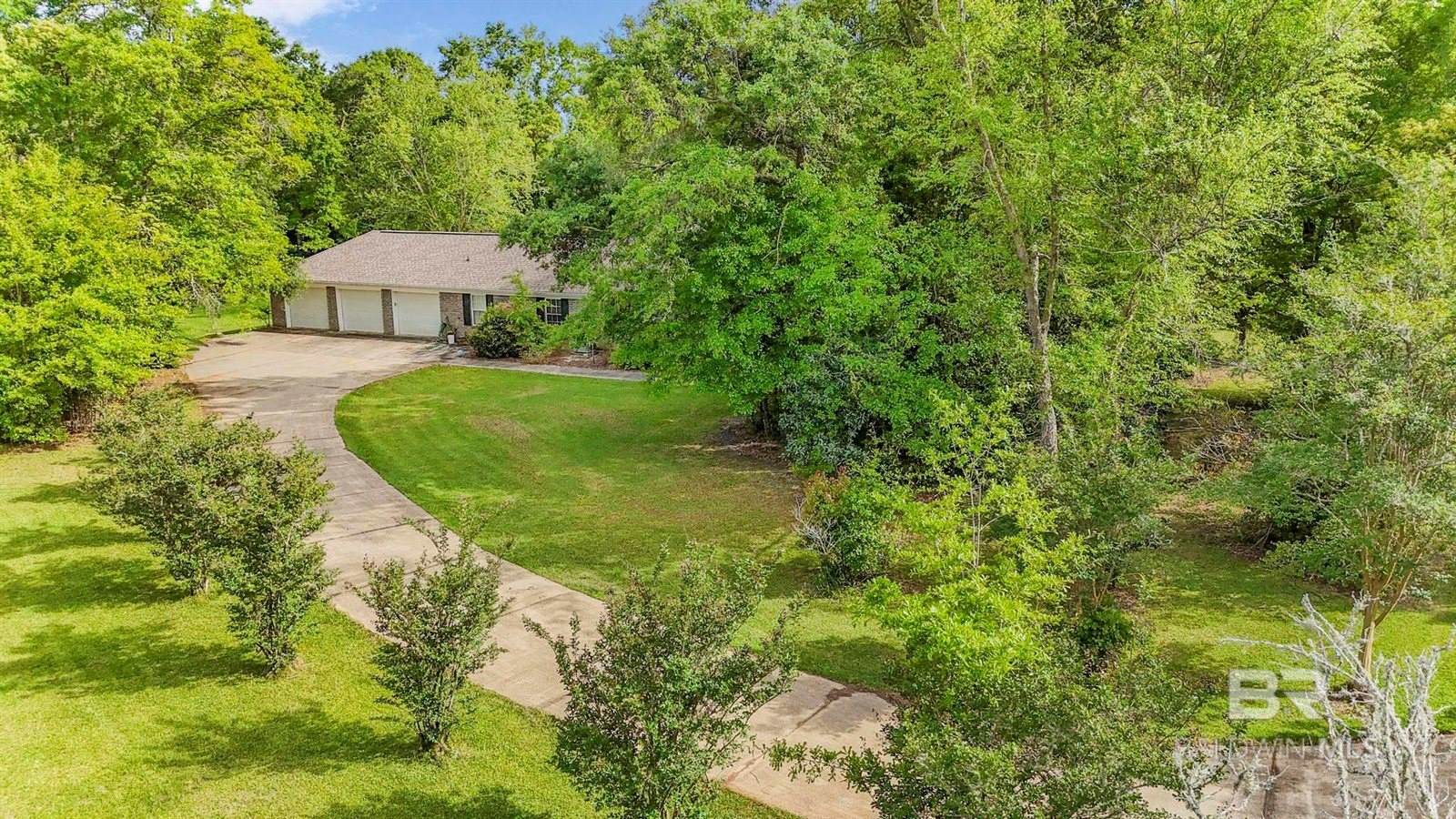 8356 GAYFER RD Extension, Fairhope, AL 36532