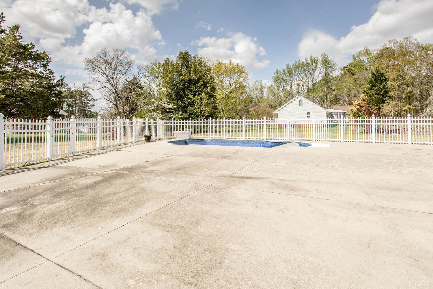 6280 Watchrun Drive, Prince George, VA 23875