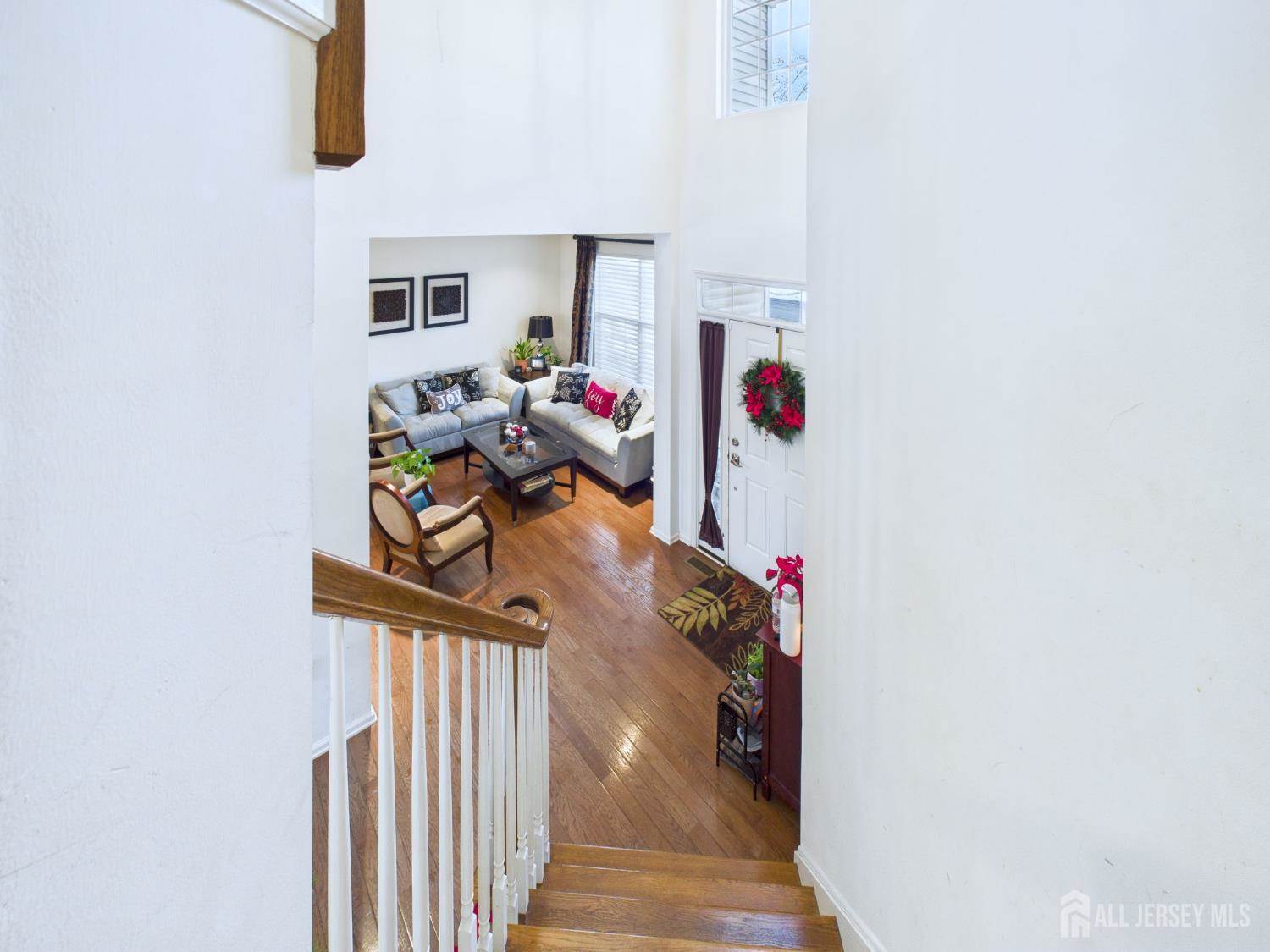 28 Wisniewski Road, Sayreville, NJ 08872