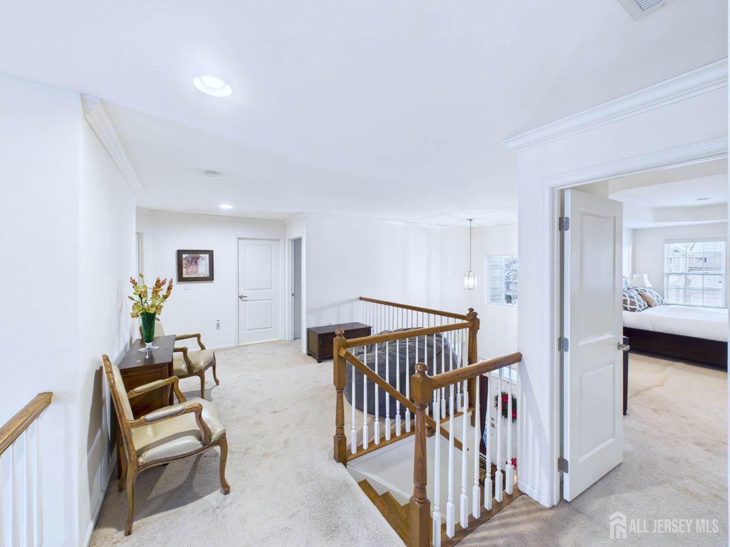 28 Wisniewski Road, Sayreville, NJ 08872