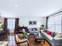 28 Wisniewski Road, Sayreville, NJ 08872