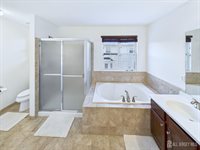 28 Wisniewski Road, Sayreville, NJ 08872