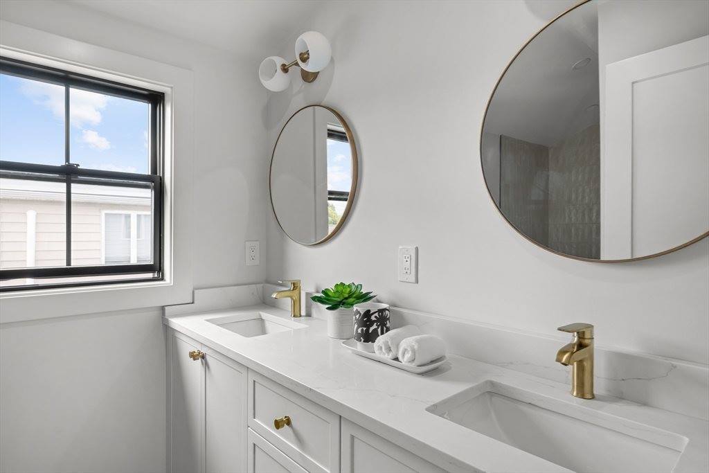 27-29 Dartmouth St, Arlington, MA 02474