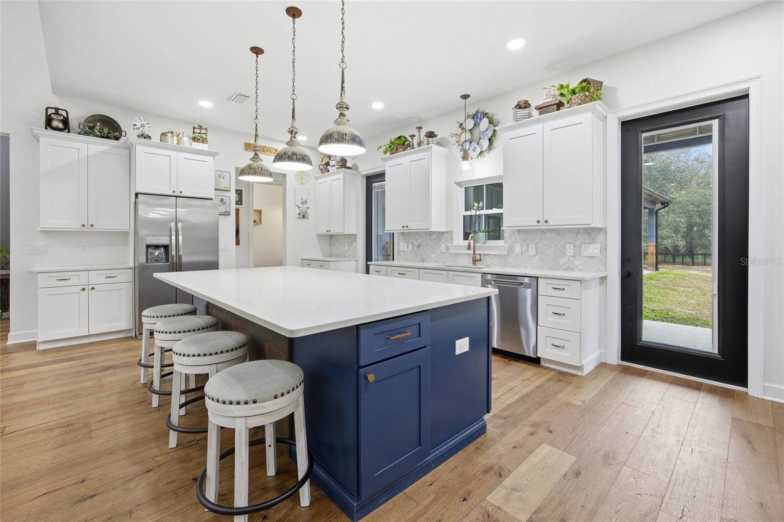 12052 SE 101st Court Road, Belleview, FL 34420