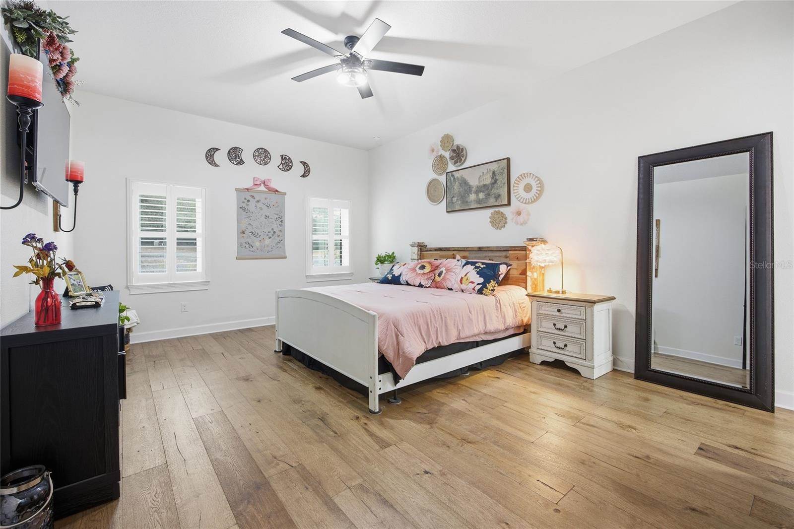 12052 SE 101st Court Road, Belleview, FL 34420