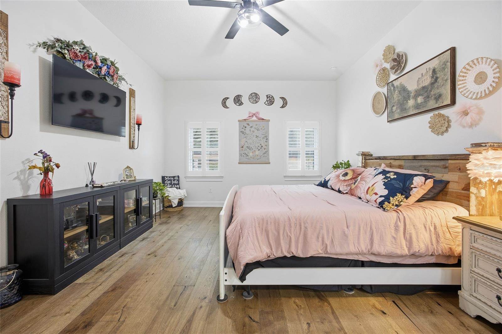 12052 SE 101st Court Road, Belleview, FL 34420