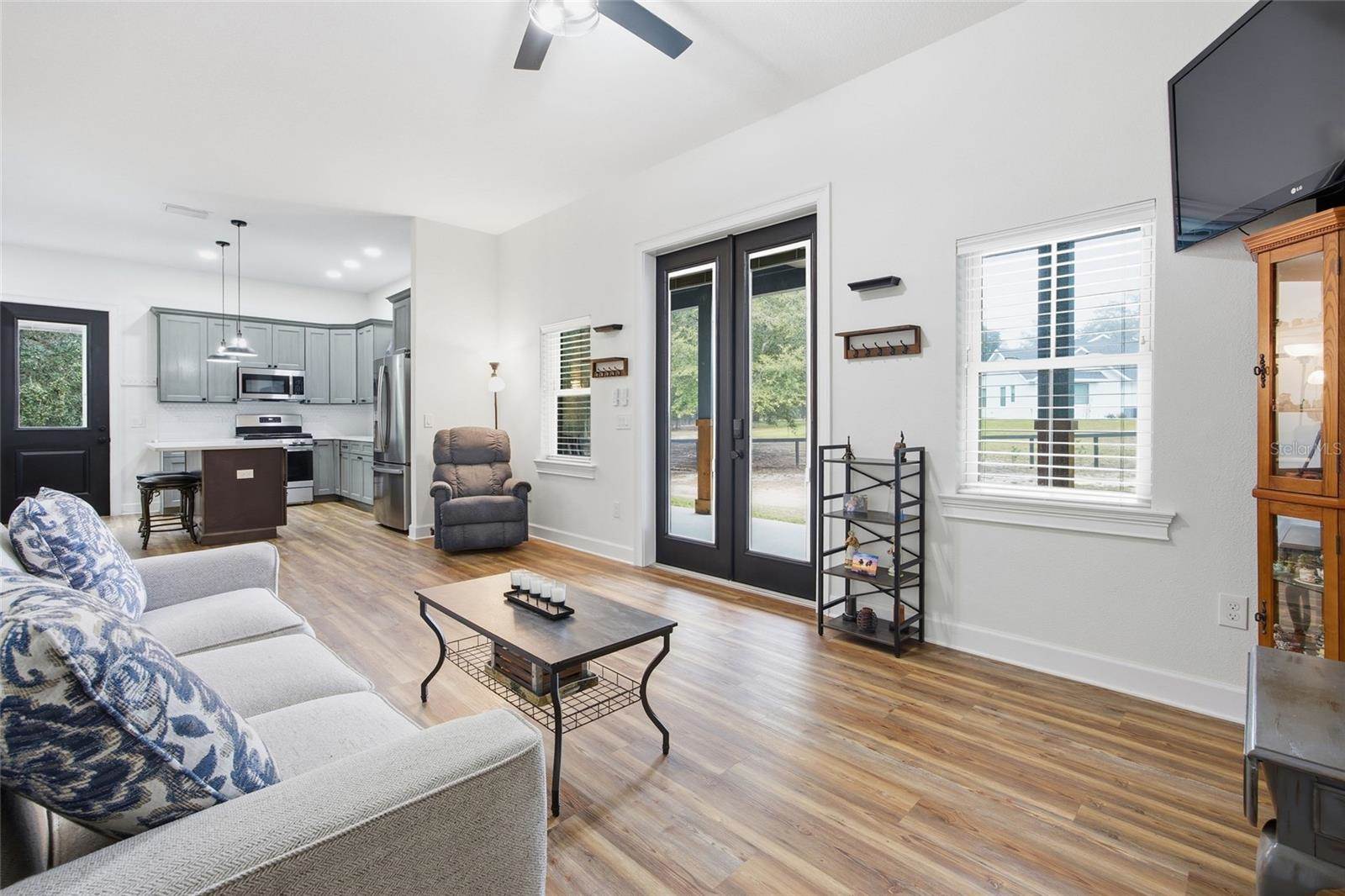 12052 SE 101st Court Road, Belleview, FL 34420