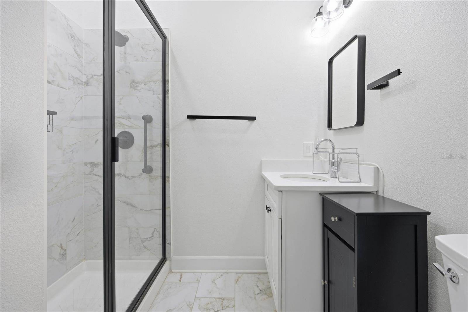 12052 SE 101st Court Road, Belleview, FL 34420