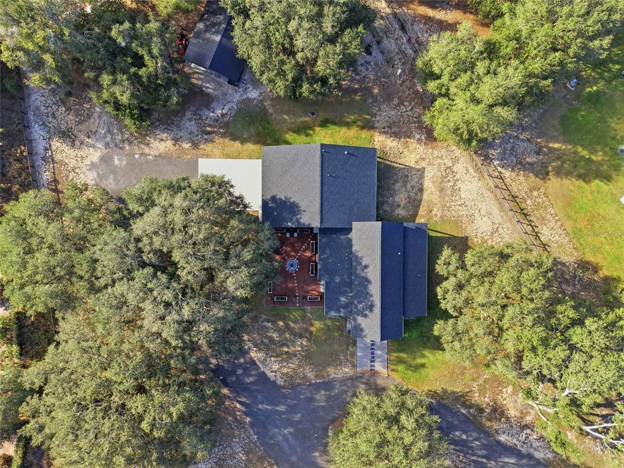 12052 SE 101st Court Road, Belleview, FL 34420