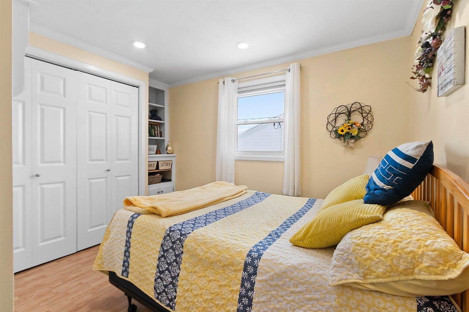 1208 Adams Street, Algoma, WI 54201