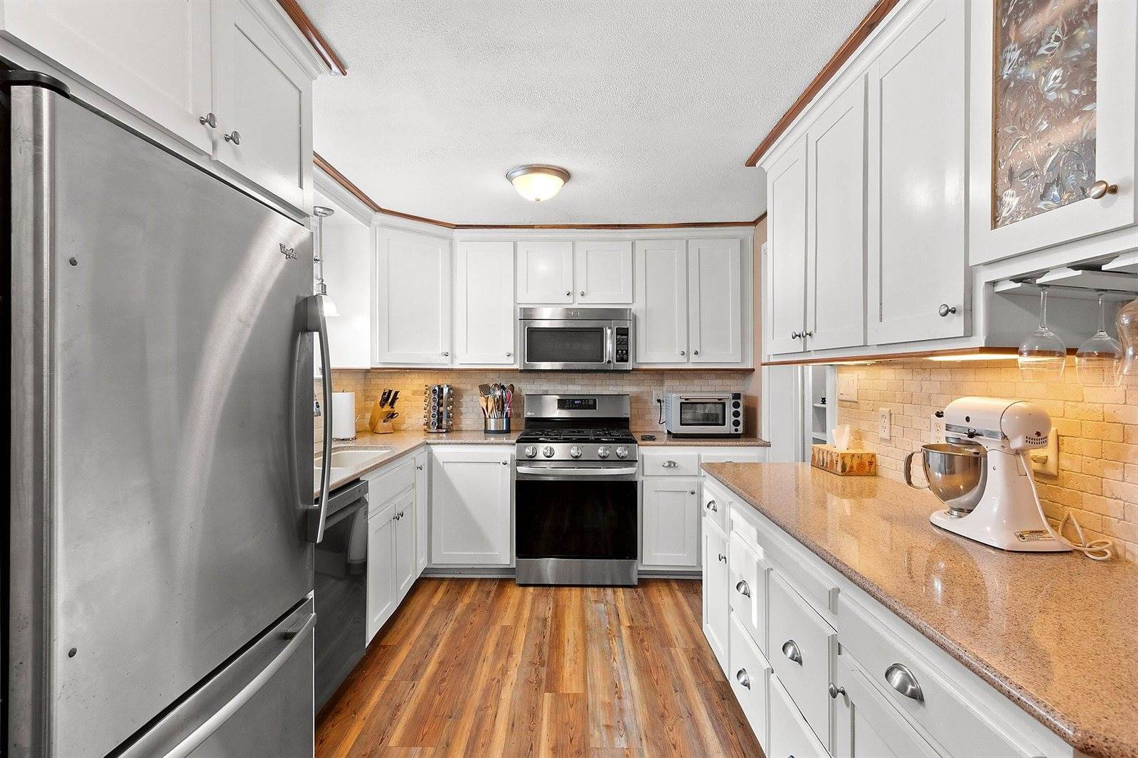 1208 Adams Street, Algoma, WI 54201