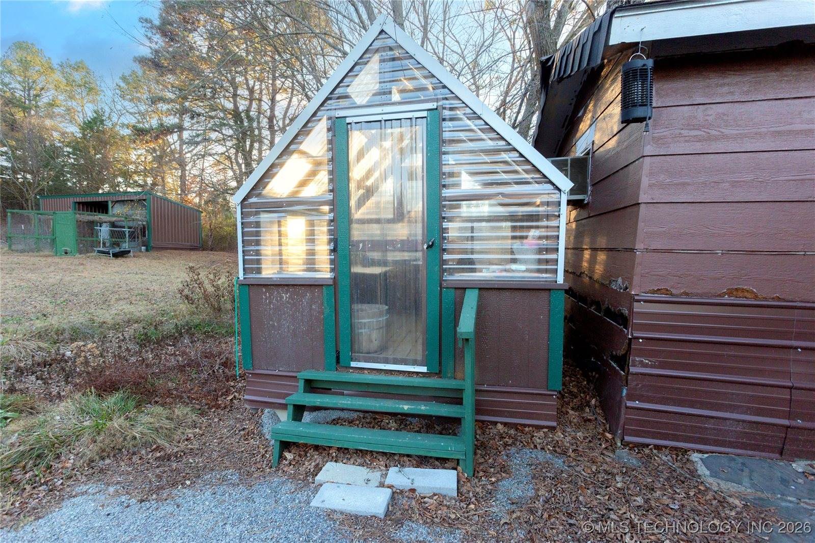 4537 NE 104th Road, Wilburton, OK 74578