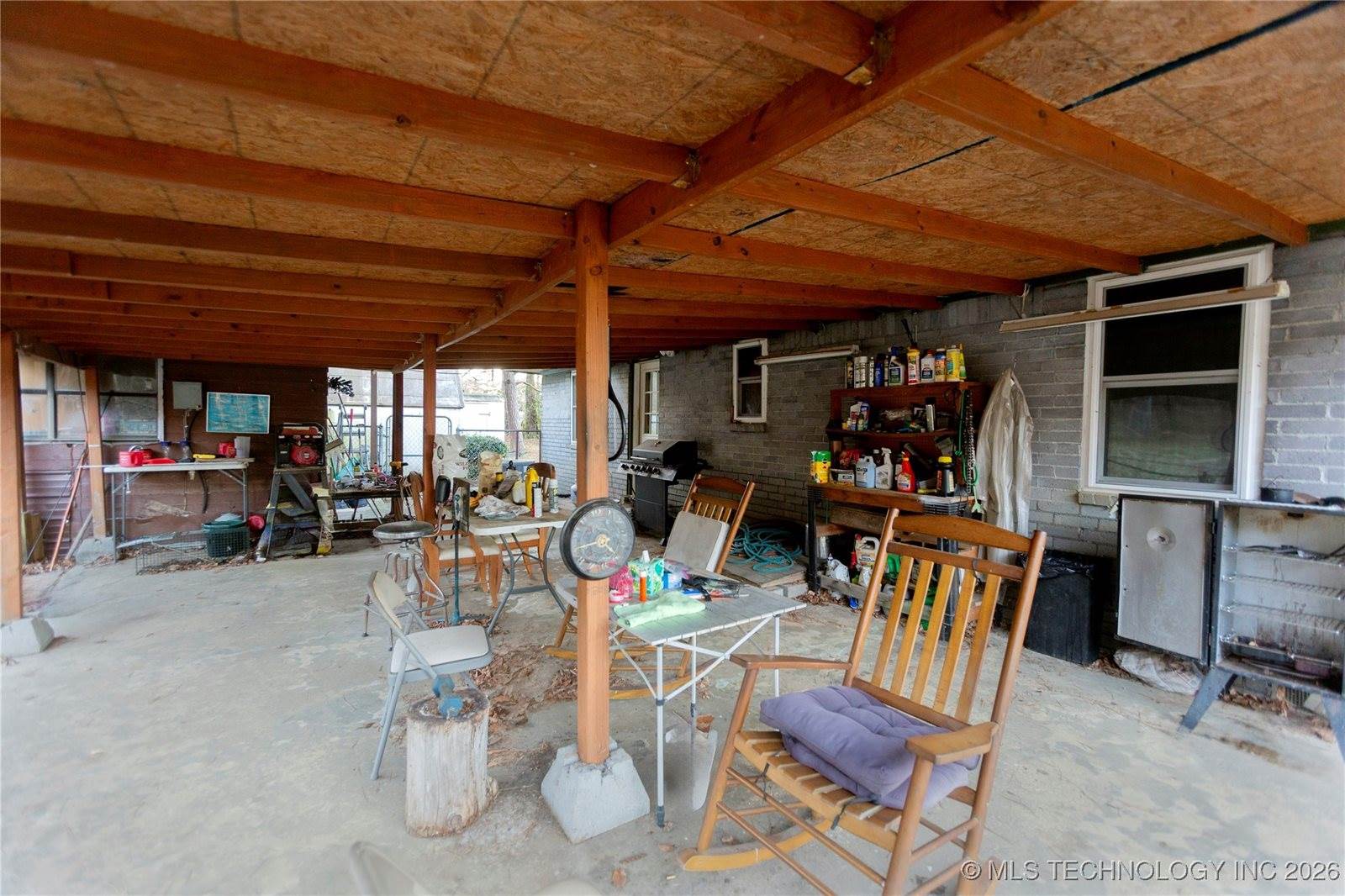 4537 NE 104th Road, Wilburton, OK 74578