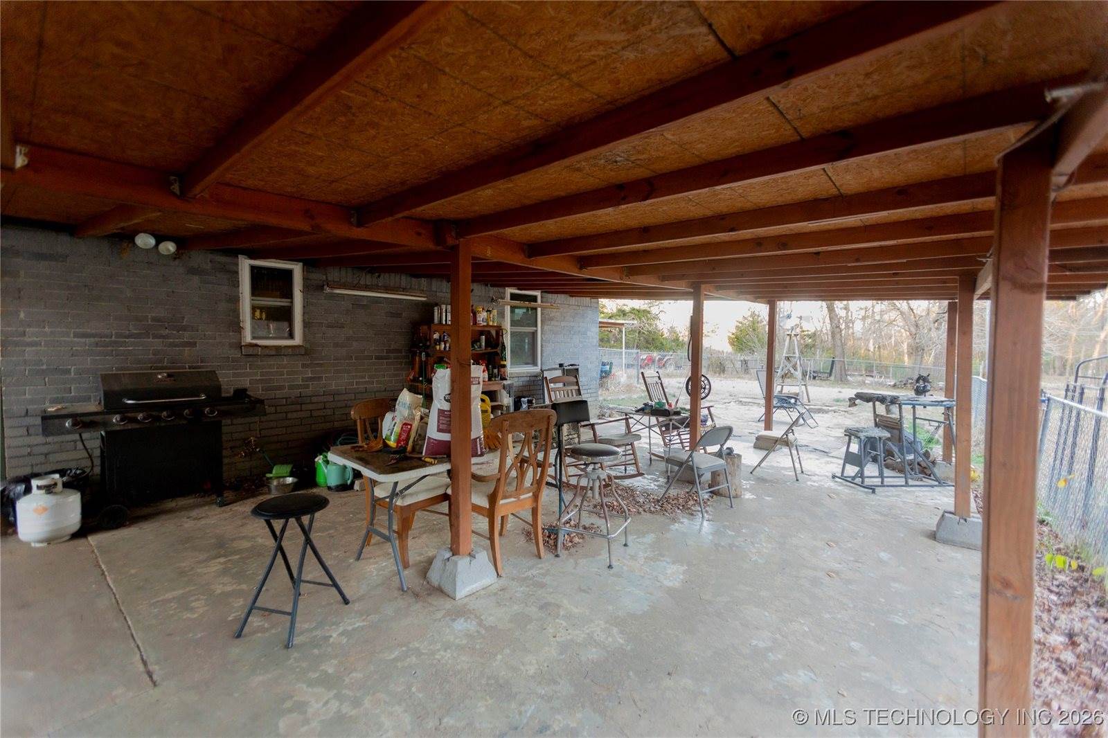 4537 NE 104th Road, Wilburton, OK 74578